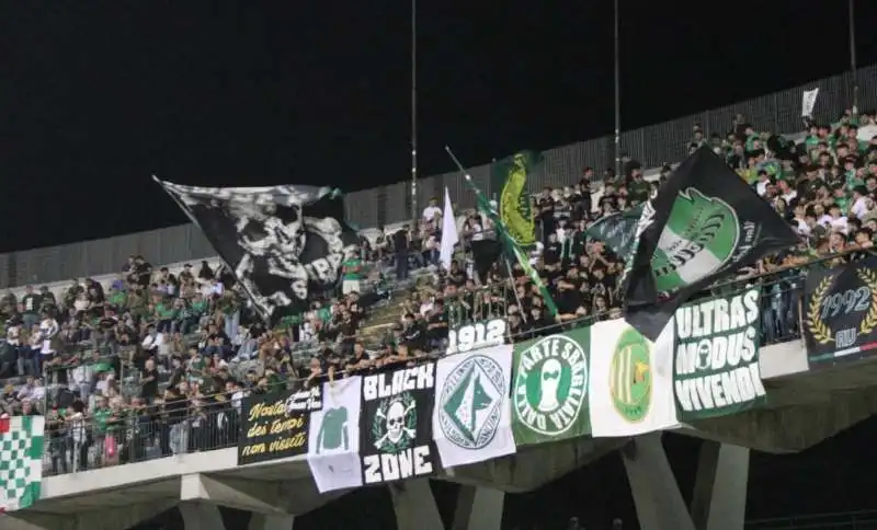 tifosi avellino. 