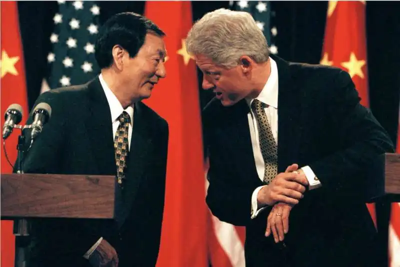 Zhu Rongji e Bill Clinton nel 1999