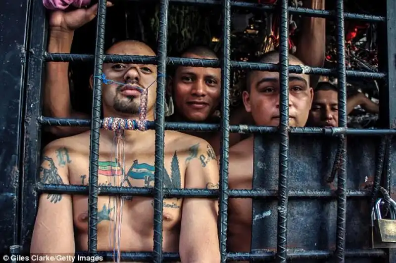 BANDE IN CARCERE EL SALVADOR 