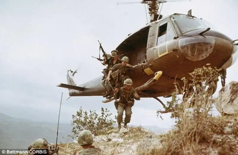 ESERCITO AMERICANO DURANTE LA GUERRA DEL VIETNAM 