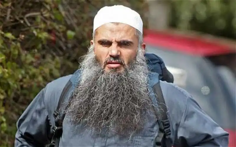 Abu Qatada estradato dall inghilterra alla giordania 