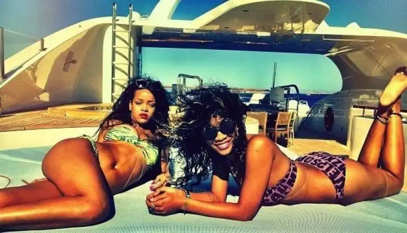 rihanna instagram photo 