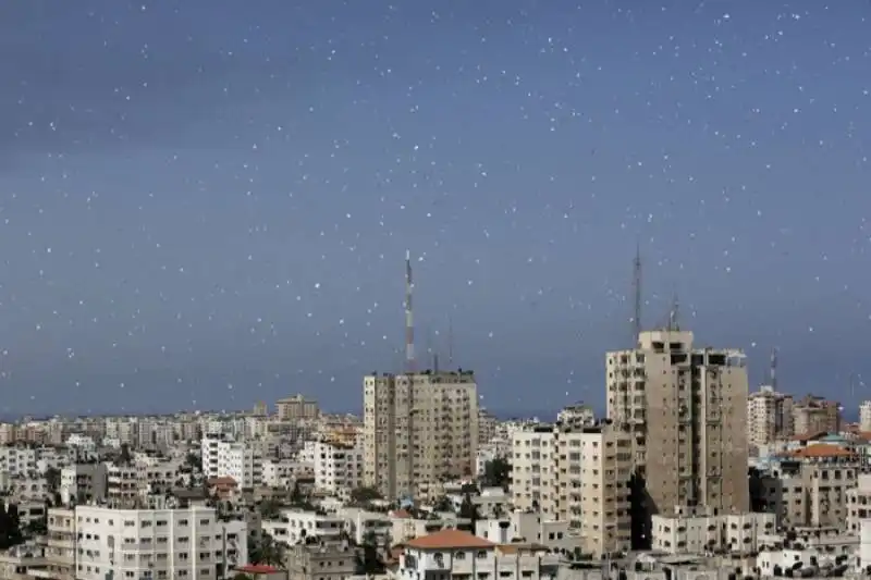 bombe su gaza city