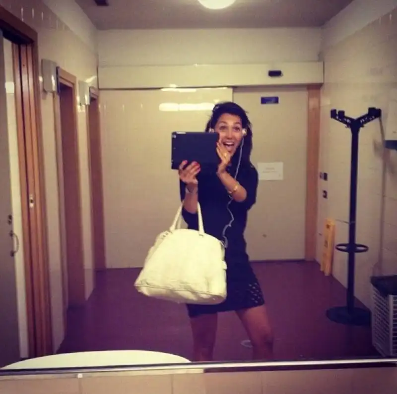 caterina balivo selfie 