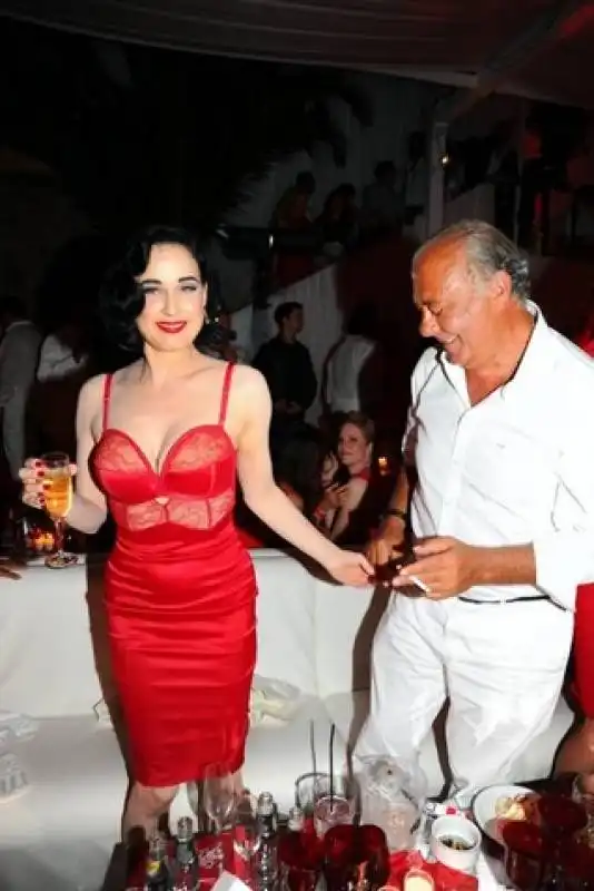 compleanno del magnate fawaz gruosi al billionaire di porto cervo, in sardegna 35