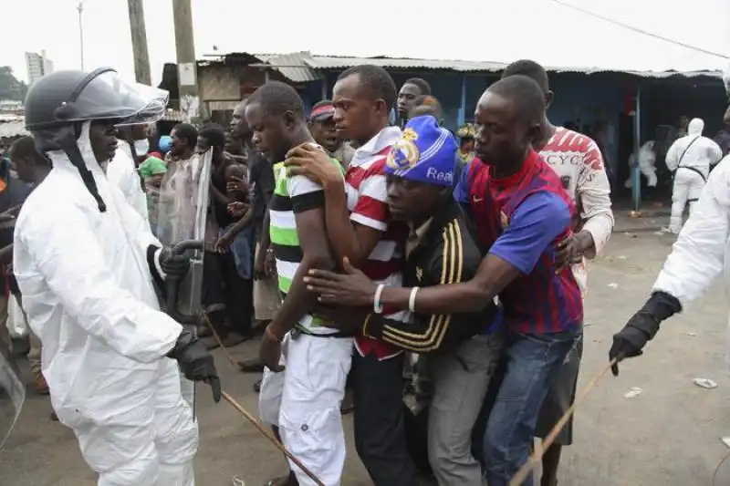 EBOLA - EPIDEMIA IN LIBERIA 4