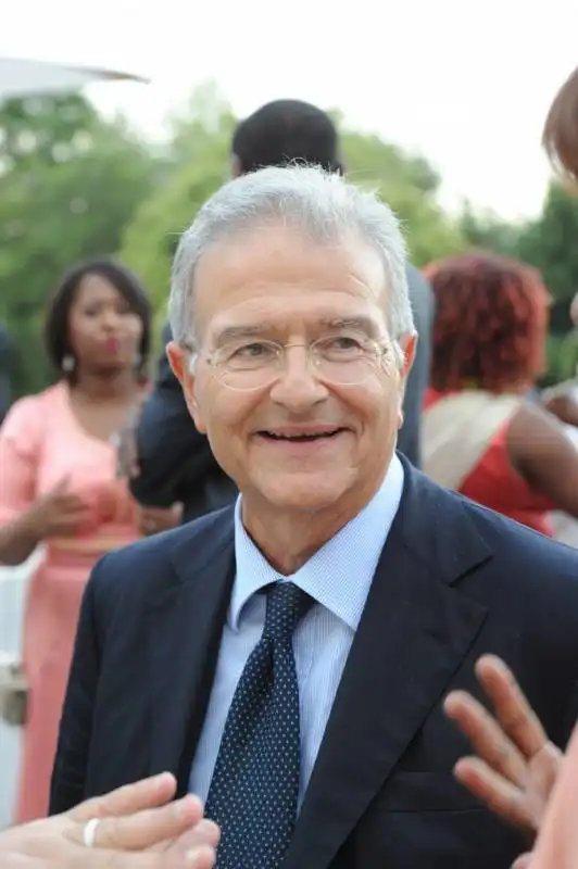 fabrizio cicchitto