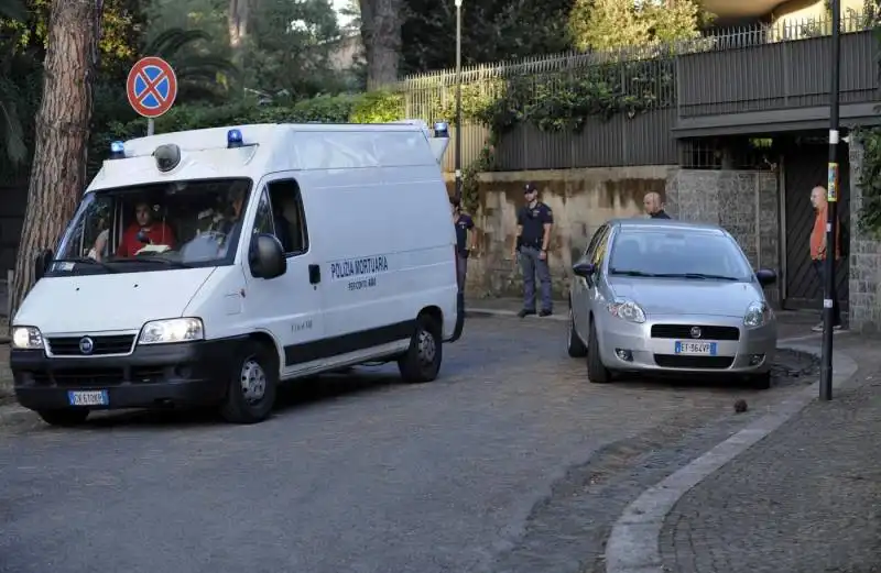 federico leonelli uccide e decapita la colf nella villa dell eur (foto lapresse) 37