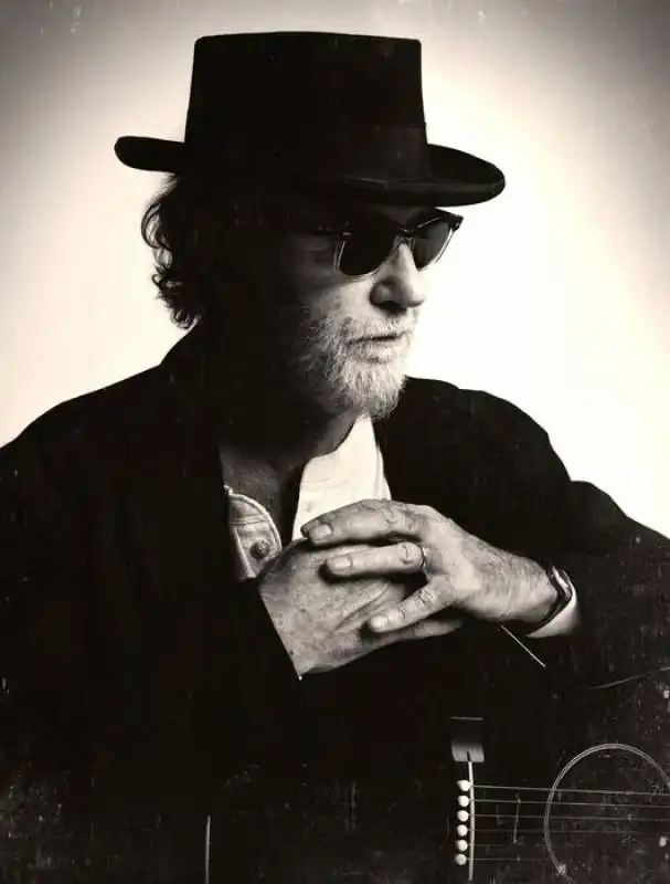 FRANCESCO DE GREGORI 2