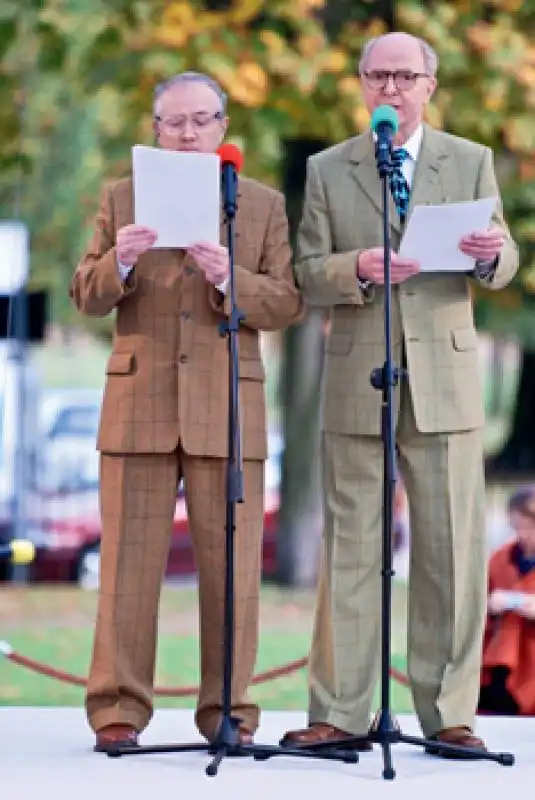 Gilbert&George alla Marathon Serpentine 2009