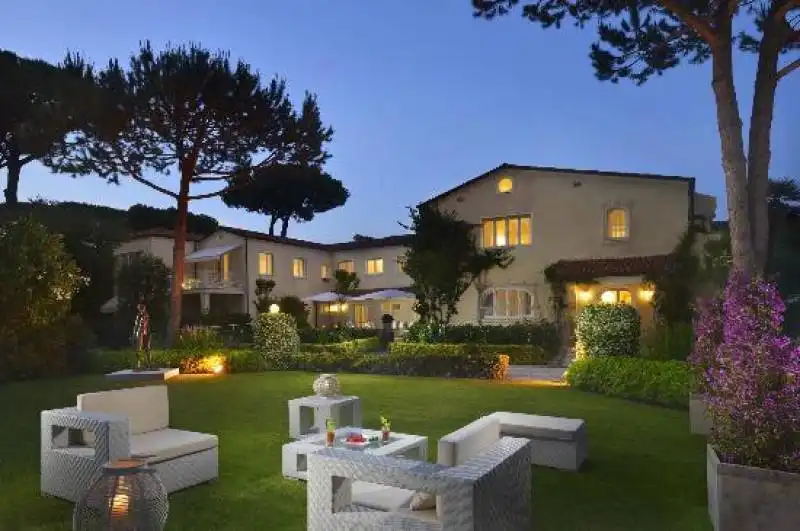 HOTEL VILLA ROMA IMPERIALE DI FORTE DEI MARMI