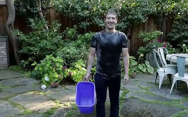 MARK ZUCKERBERG - ICE BUCKET CHALLENGE