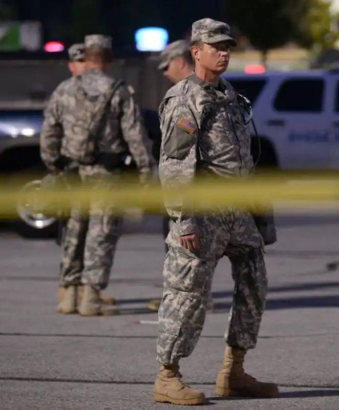 missouri   proteste dopo la morte di michael brown ucciso dalla polizia  19