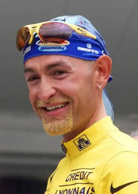 pantani, 10 anni dalla morte del pirata 1