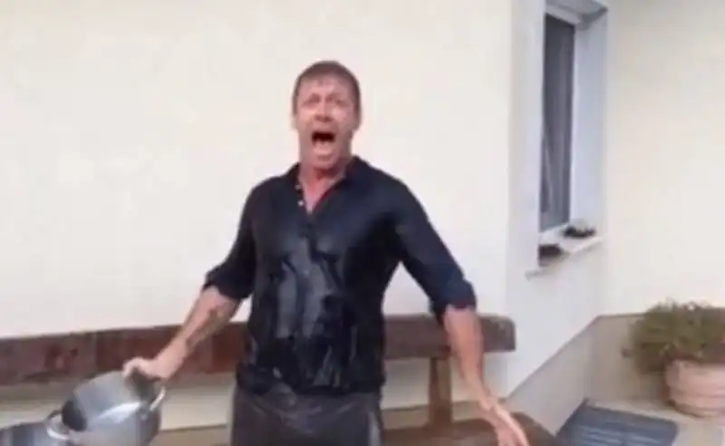 rocco siffredi ice bucket challenge 6