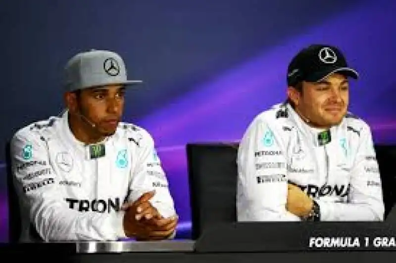 ROSBERG E HAMILTON  i