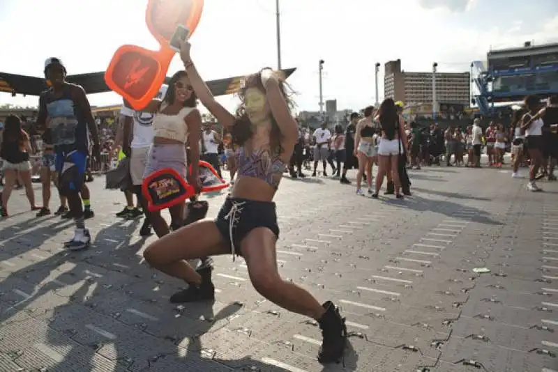 the mad decent block party a coney island    40