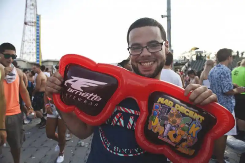 the mad decent block party a coney island    50