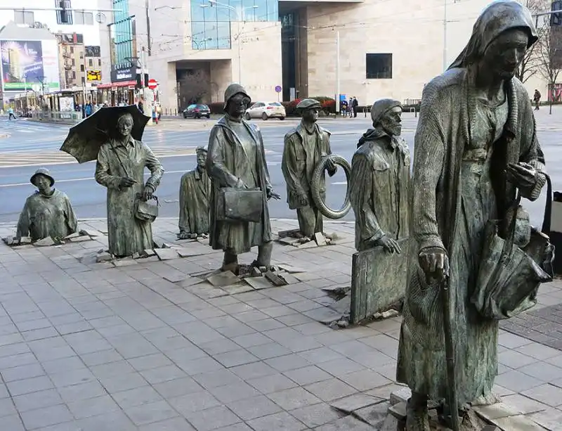 the monument of an anonymous passerby, a wroclaw in polonia