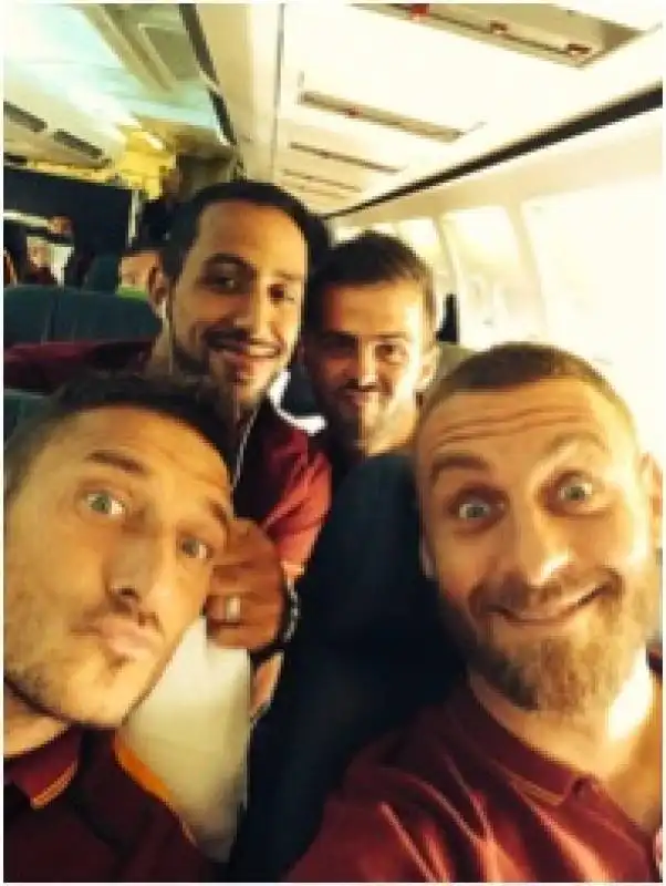 totti de rossi benatia pjanic 