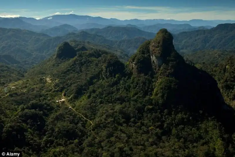 AEREO CADUTO PAPUA INDONESIA