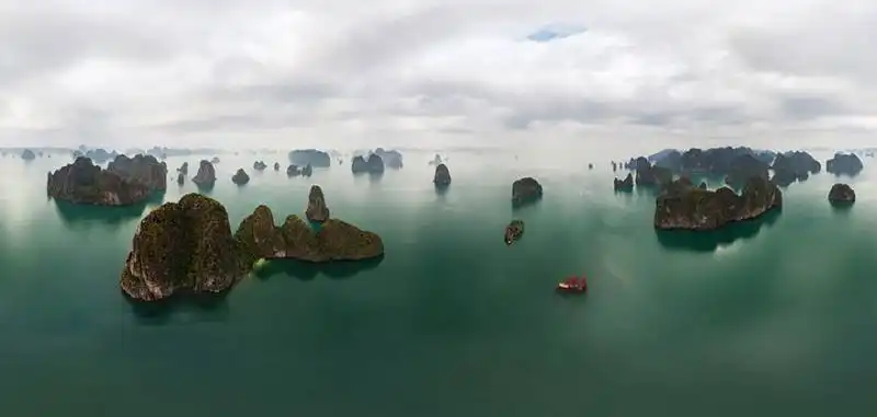 baia di halong vietnam