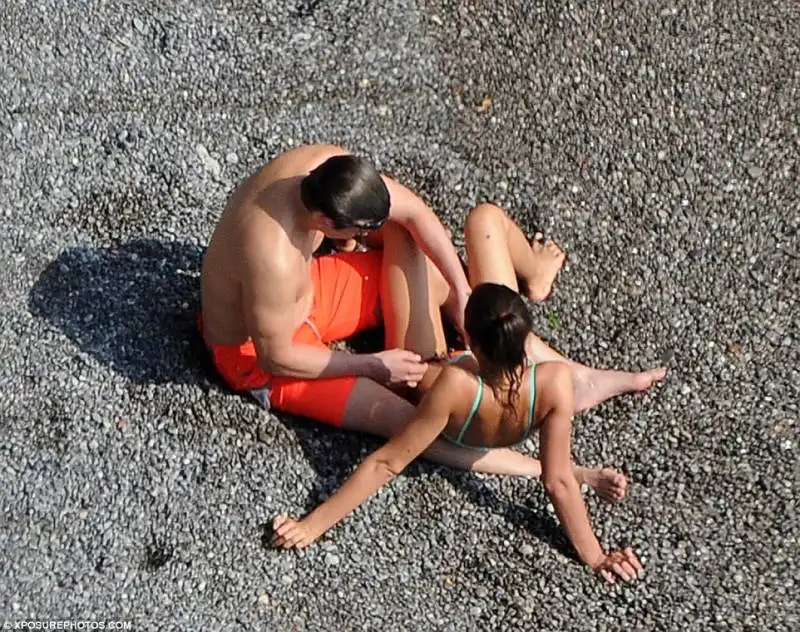 bradley cooper e irina shayk   vacanze costiera amalfitana  15