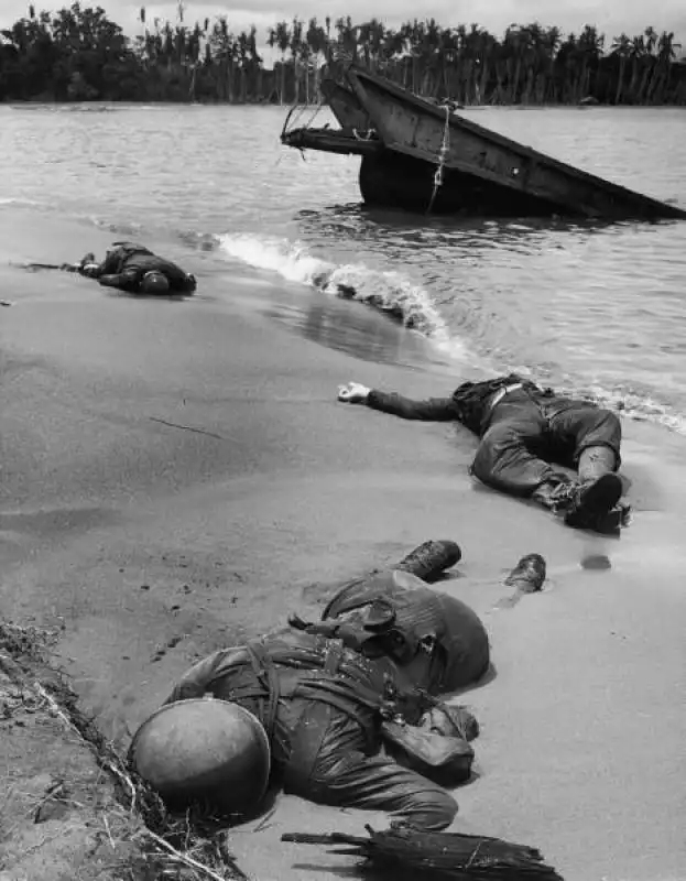 dday  normandia  omaha beach