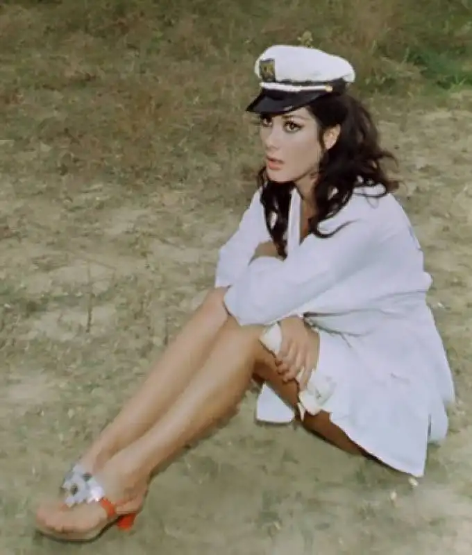 edwige fenech  10