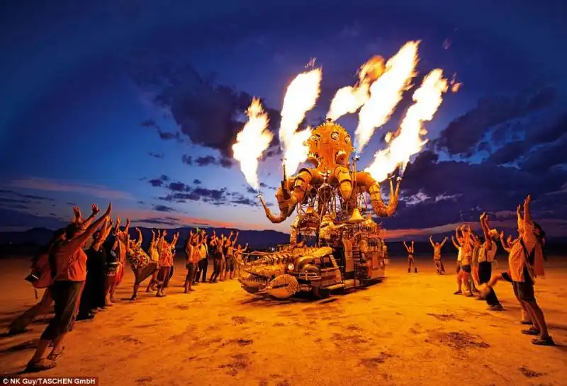 el pulpo mecanico   burning man 2014