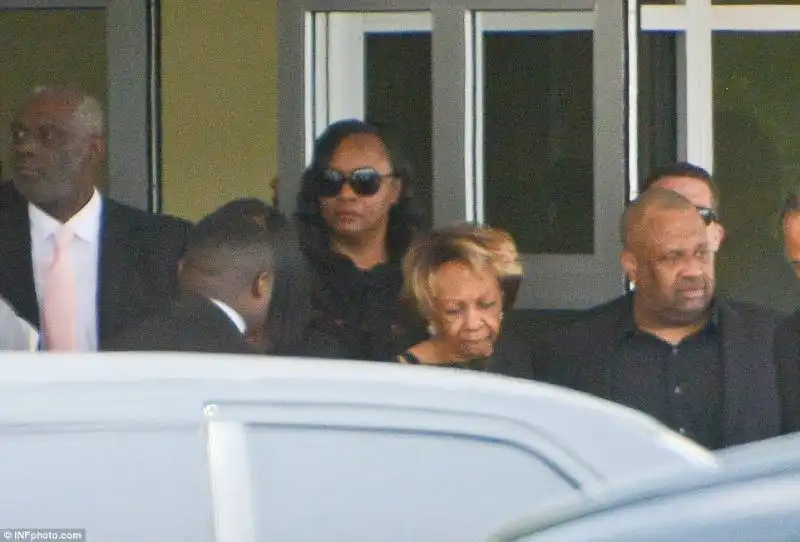 funerale bobby kristina houston  30