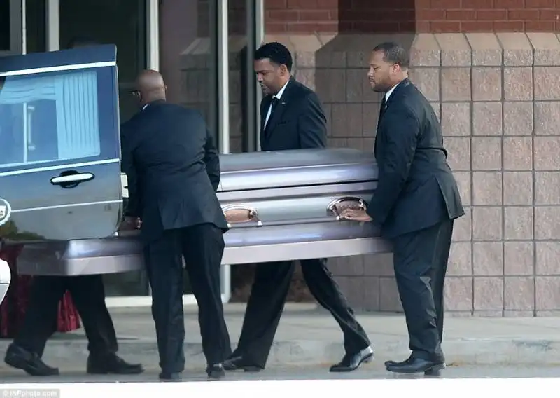 funerale bobby kristina houston  4