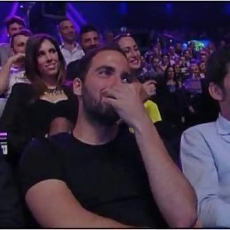 GONZALO HIGUAIN IN PRIMA FILA A MADE IN SUD