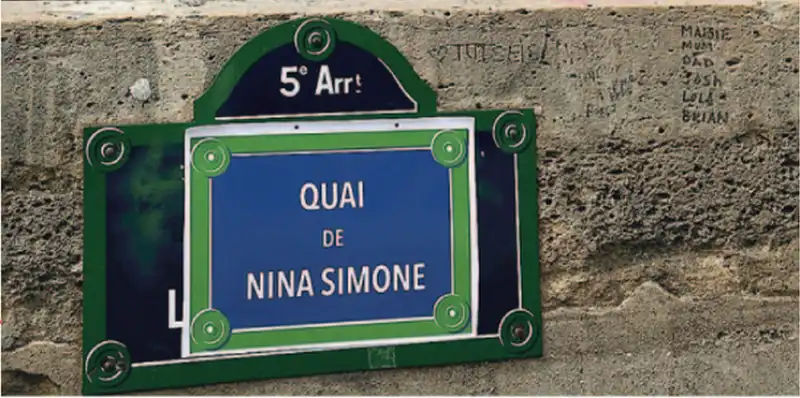 LA TARGA PER LA CANTANTE NINA SIMONE