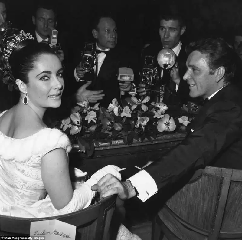 liz taylor e richard burton nel 1962