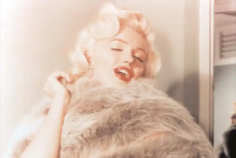 MARILYN MONROE BOMBA SEXY