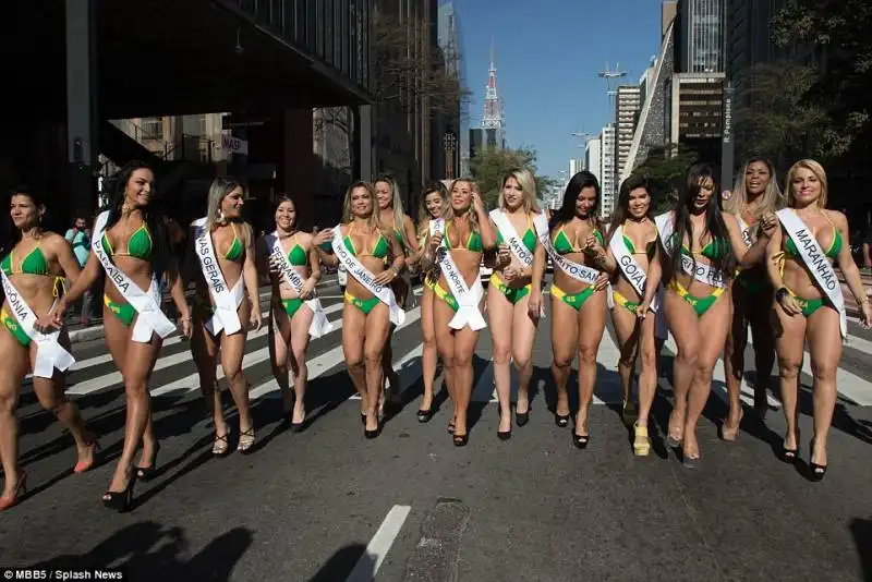 miss bum bum per le vie di sao paulo