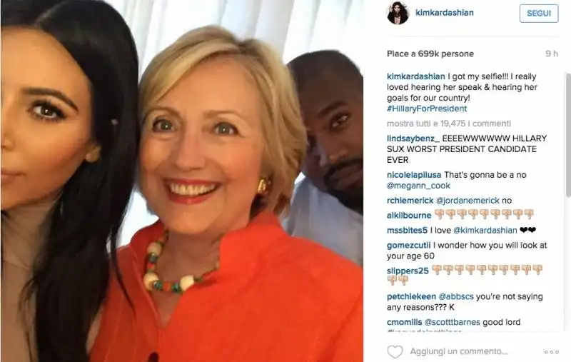 SELFIE DI KIM KARDASHIAN E HILLARY CLINTON