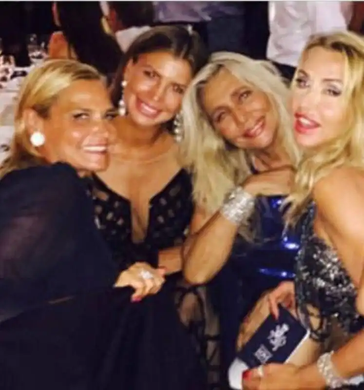 simona ventura   valeria marini   claudia galanti e mara venier