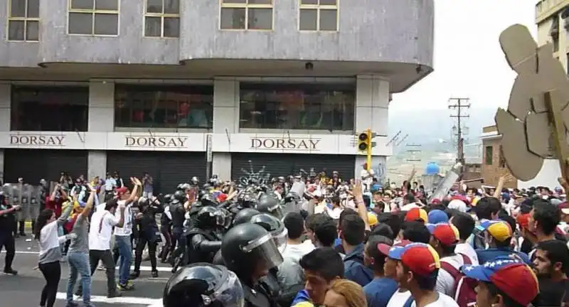 VENEZUELA - CARENZA DI CIBO   