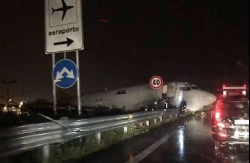 aereo in tangenziale orio al serio bergamo  