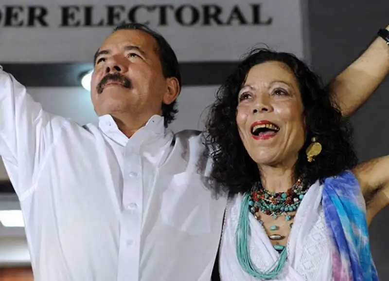 DANIEL ORTEGA ROSARIO MURILLO 2