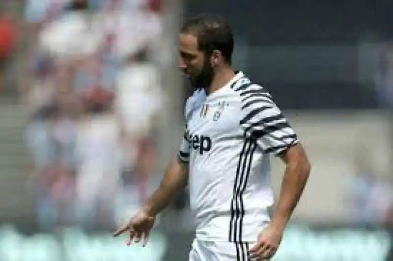 HIGUAIN