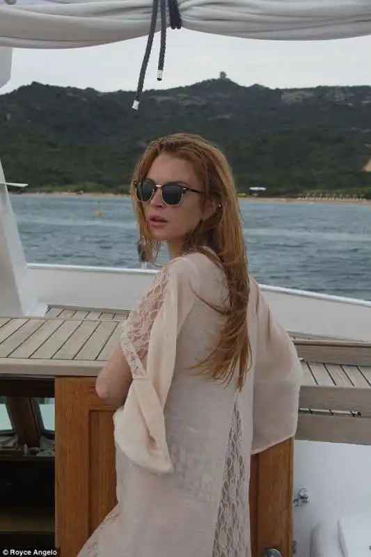 lindsay lohan in sardegna  2