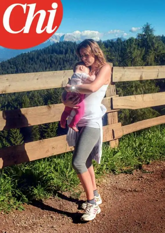 MARIA ELENA BOSCHI CON LA NIPOTE BIANCA MARIA