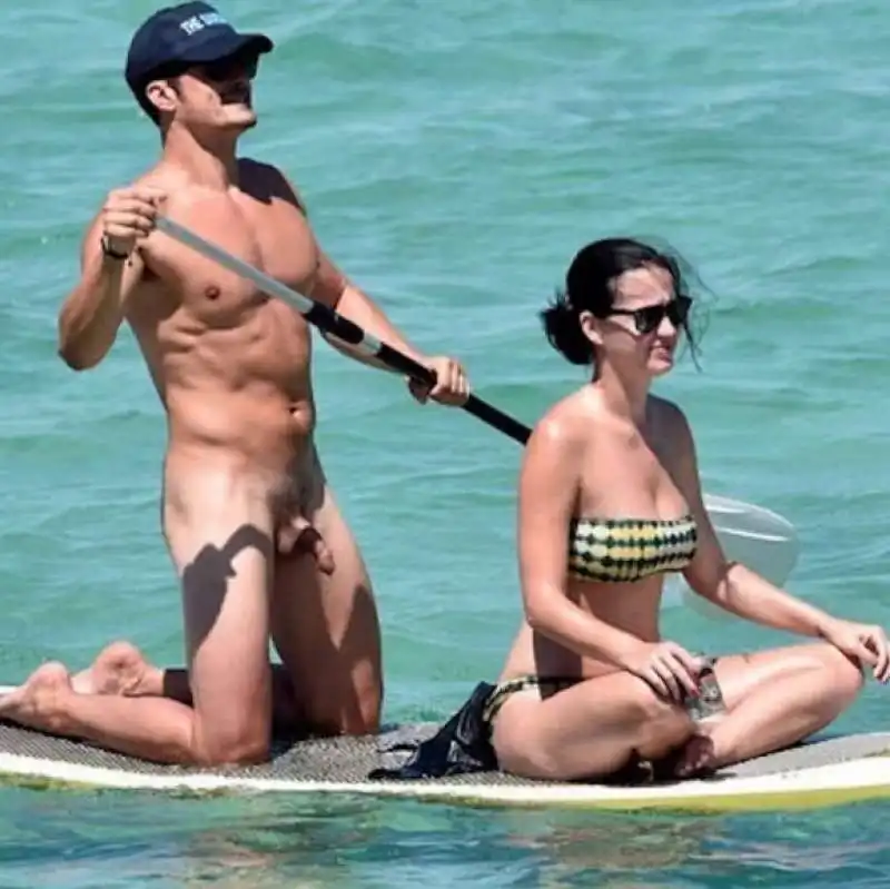 ORLANDO BLOOM E KATY PERRY IN SARDEGNA