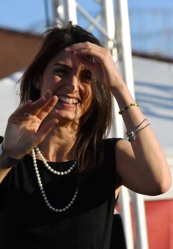 virginia raggi (2)