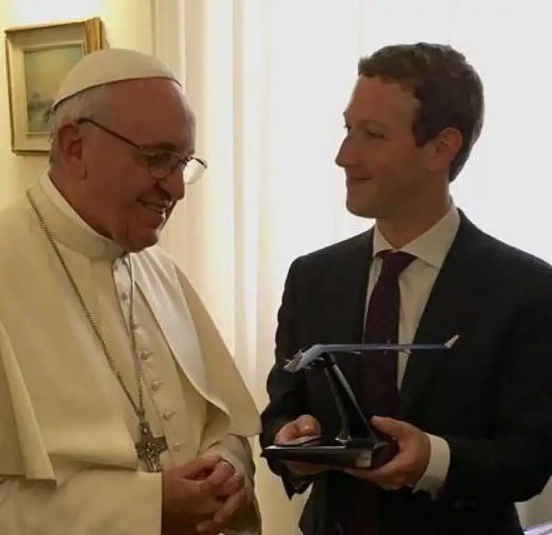 ZUCKERBERG BERGOGLIO 2