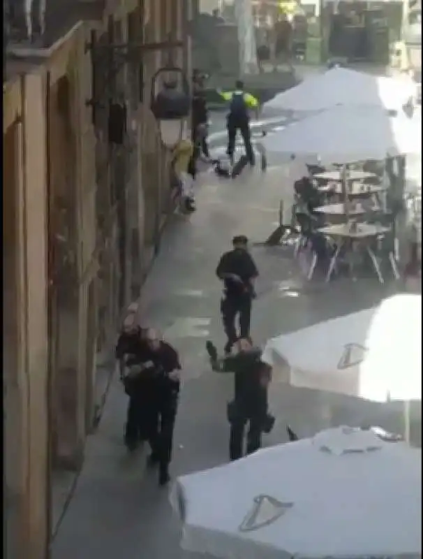 attentato barcellona