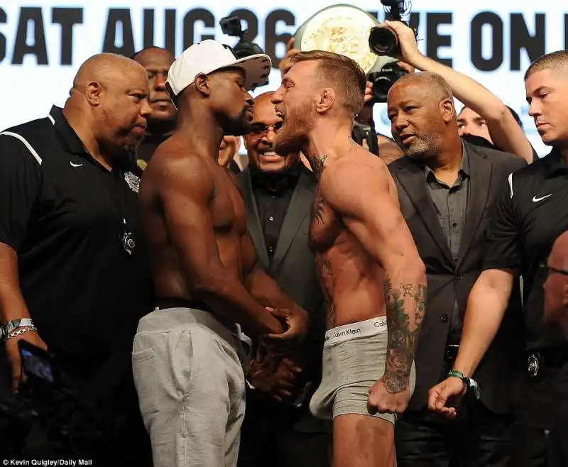 conor mcgregor vs floyd mayweather  4